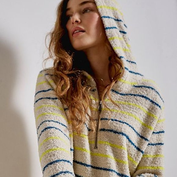 Urban Outfitters Tops - Urban Outfitters Madison Marshmallow Soft Hoodie